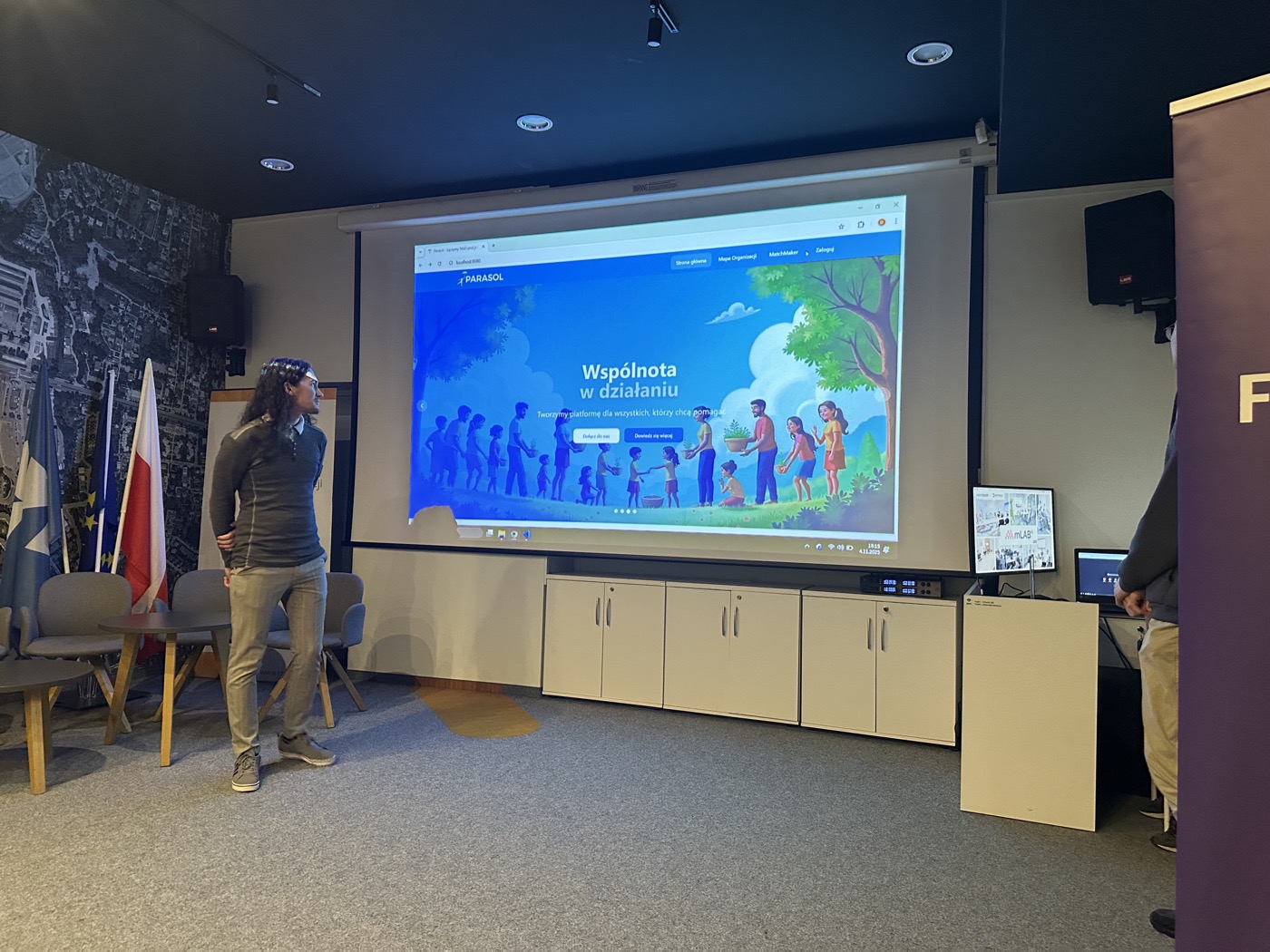 mLab AI 2025